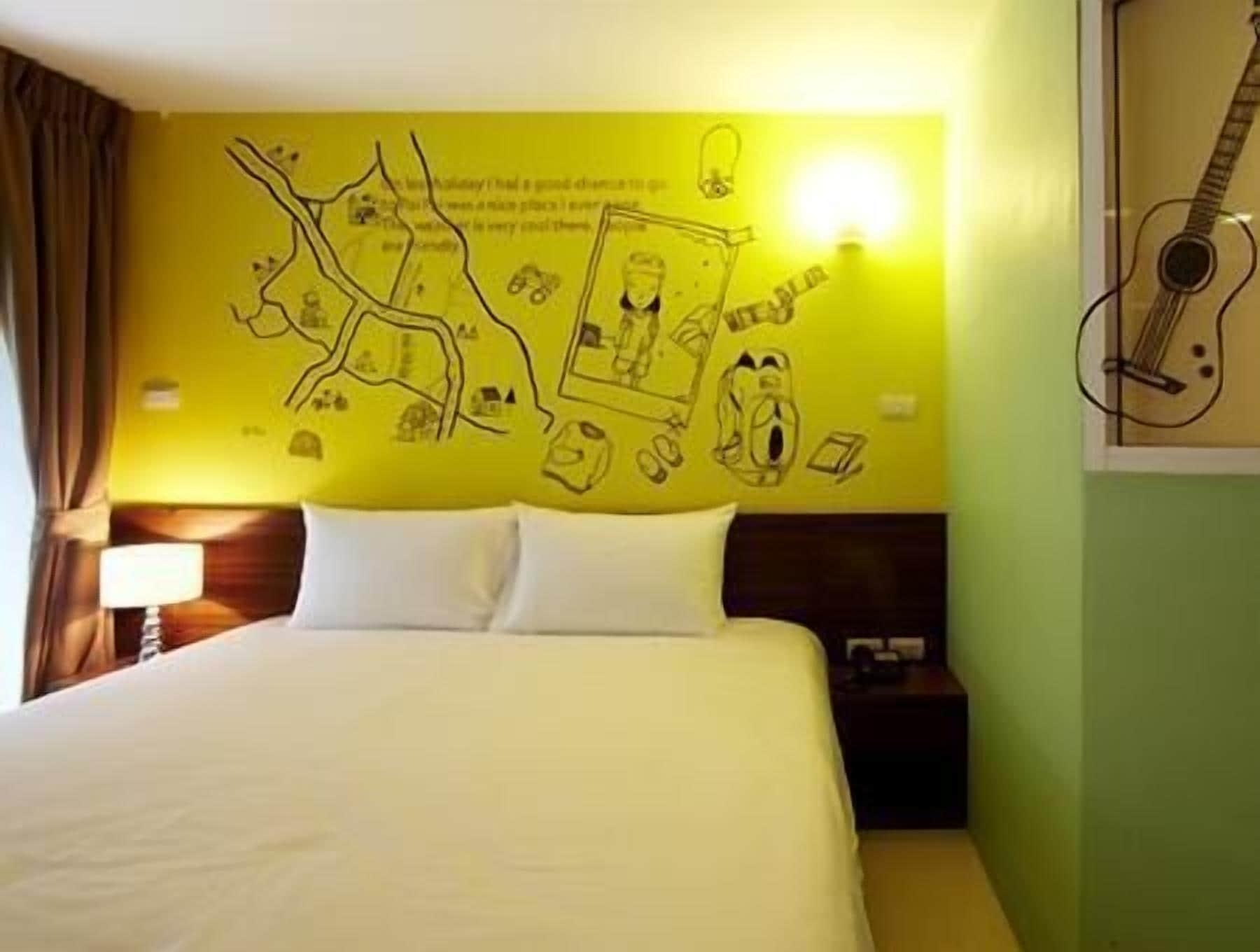 ลอฟต์ 77 Hotel กรุงเทพมหานคร ภายนอก รูปภาพ