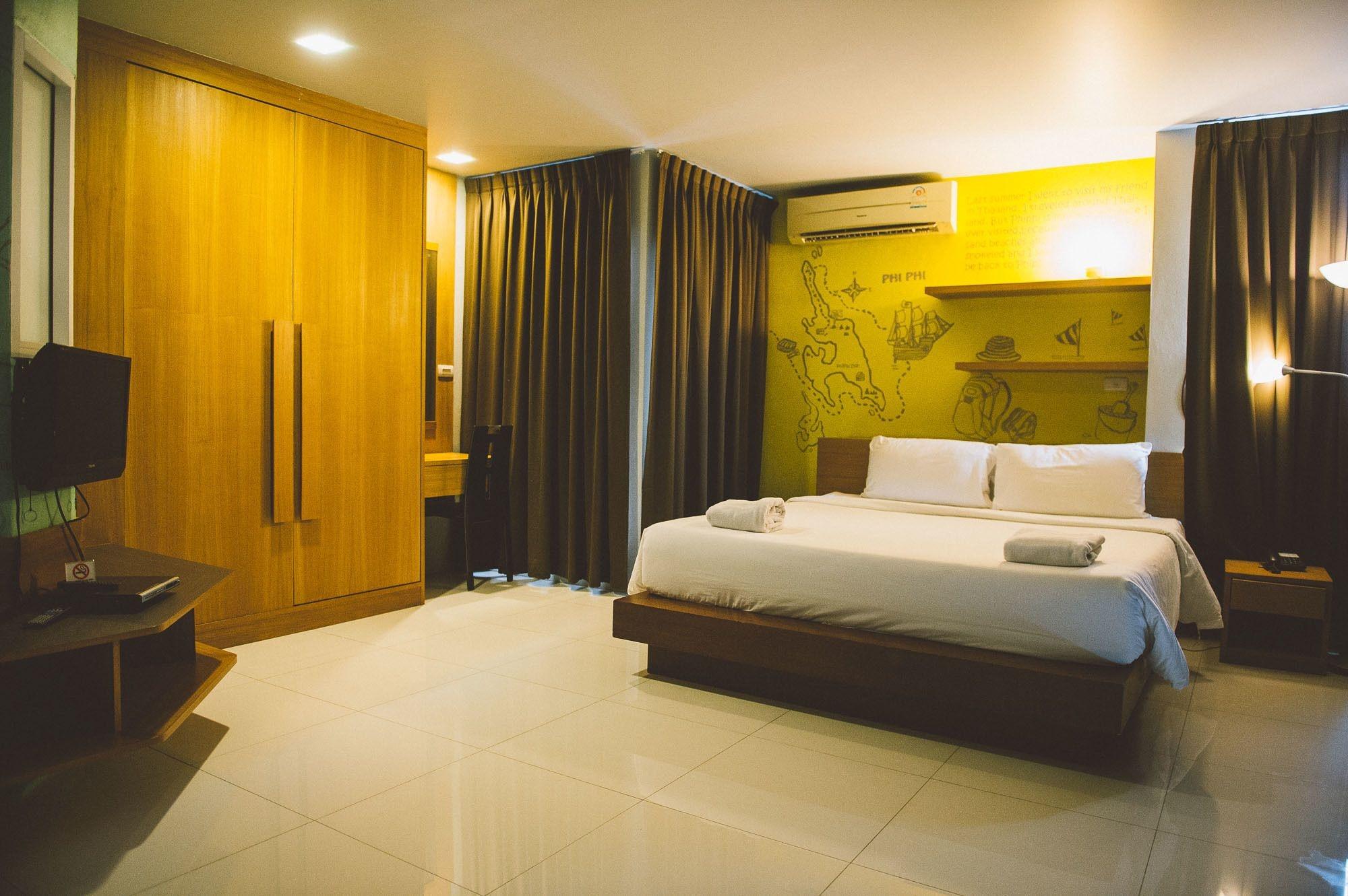 ลอฟต์ 77 Hotel กรุงเทพมหานคร ภายนอก รูปภาพ