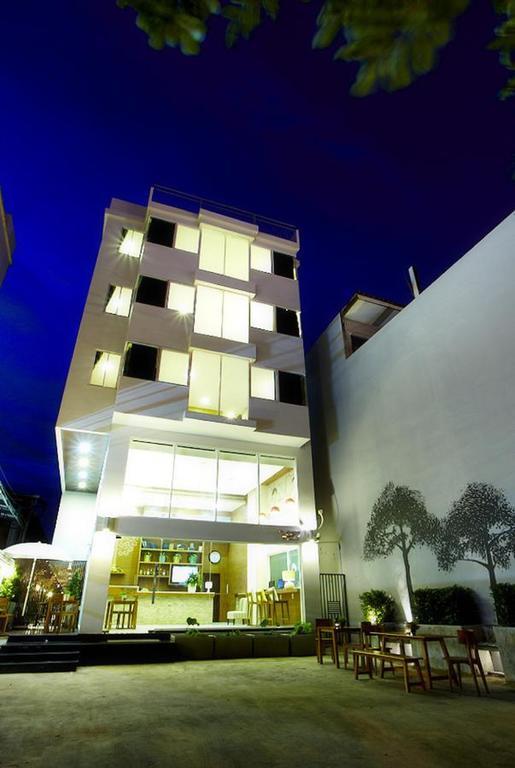 ลอฟต์ 77 Hotel กรุงเทพมหานคร ภายนอก รูปภาพ